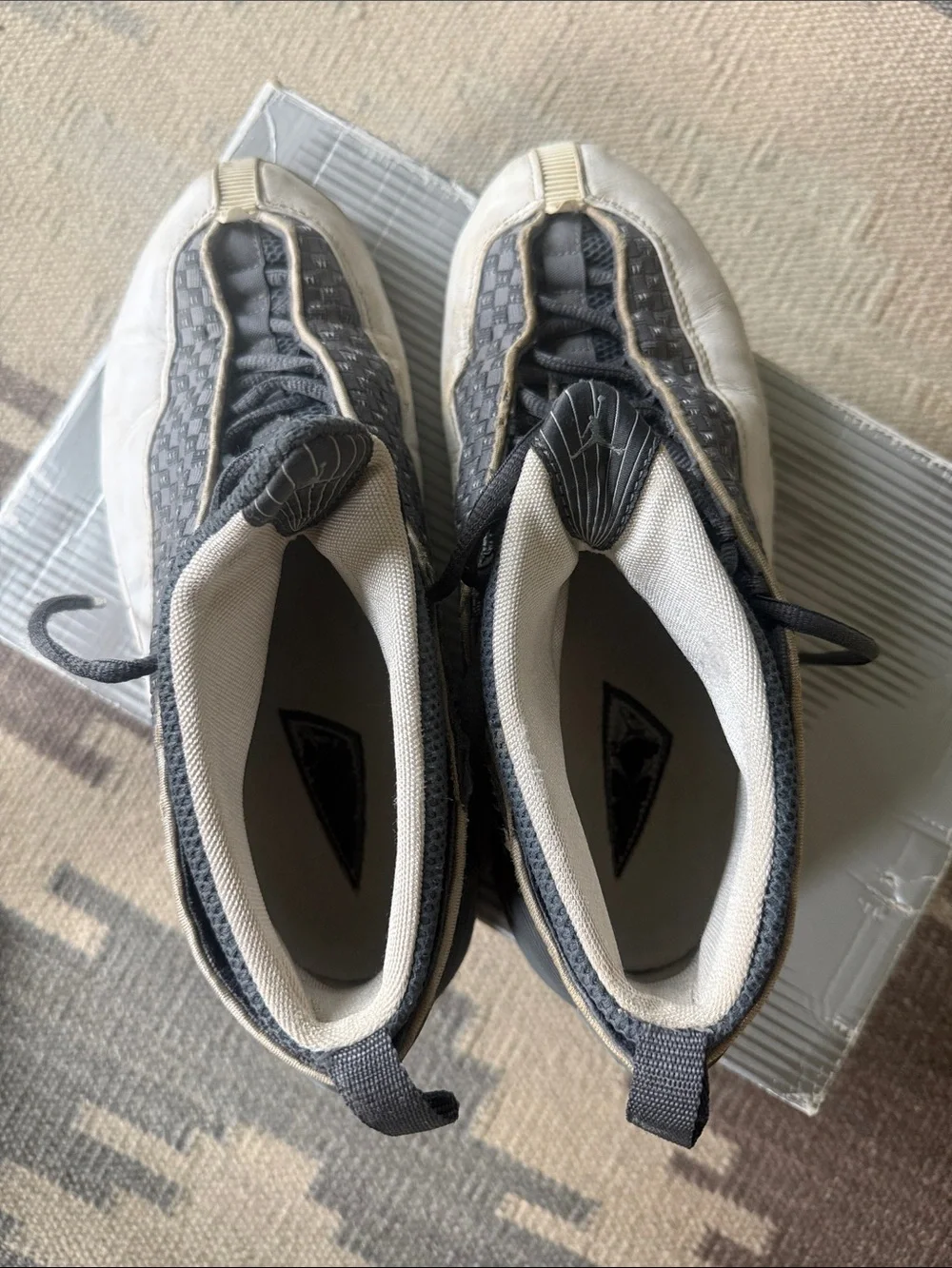 Air Jordan XV size 11